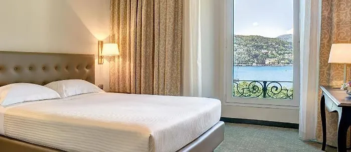 Palace 4* Como