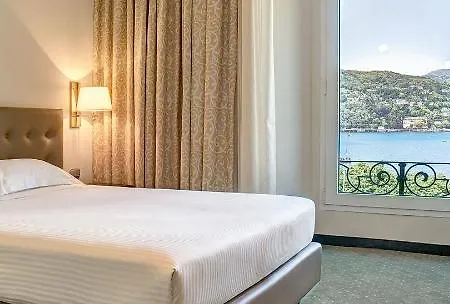 Palace 4* 科莫