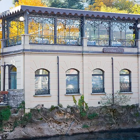 Palace 4*