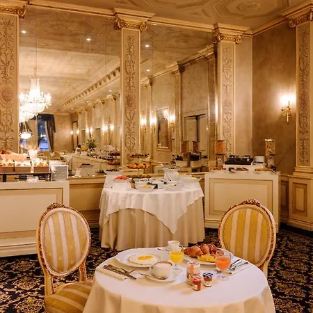 Palace Hotel 4*