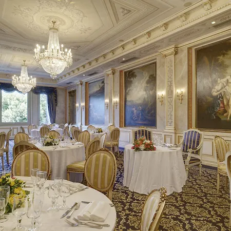 Palace Como