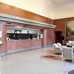 Palace Como