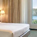 Palace 4* Como